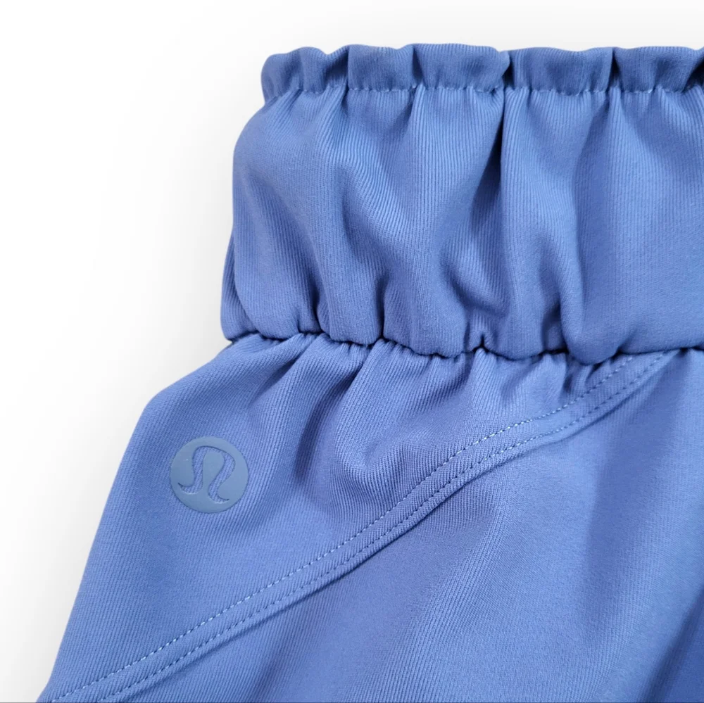 lululemon athletica excellent size
